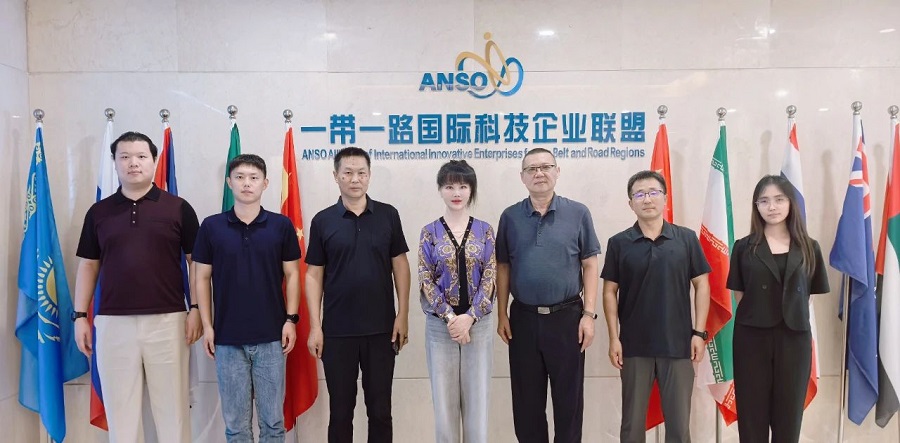 乌鲁木齐市驻京联络处一行莅临“一带一路”国际科技企业联盟